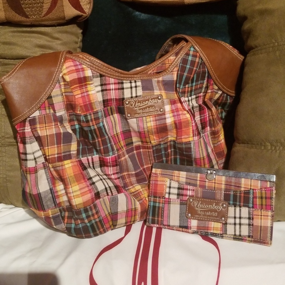 Purse and wallet set